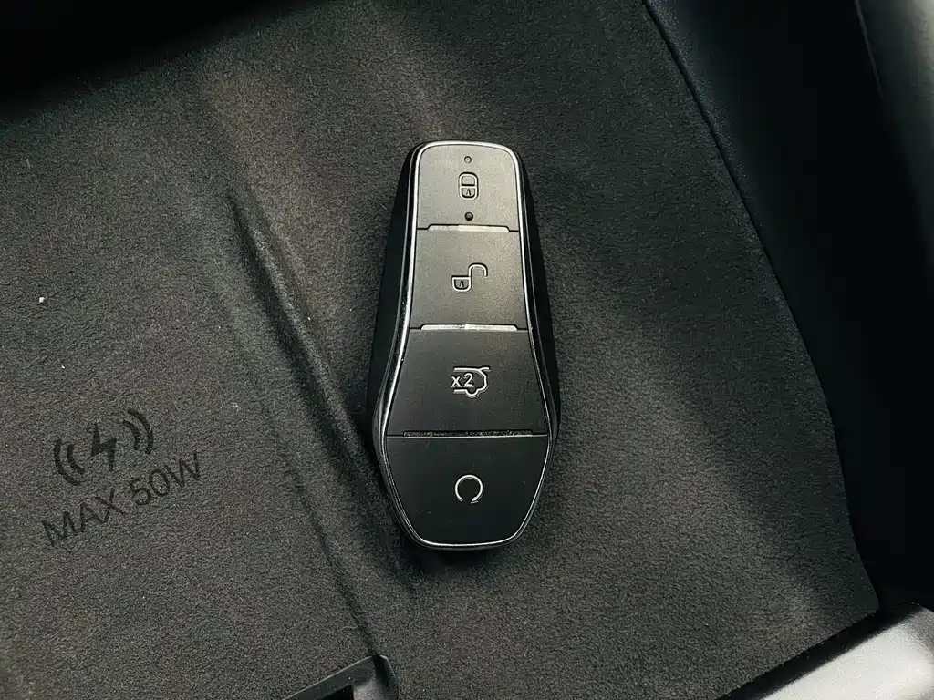 BYD Yuan Plus — миниатюра 9