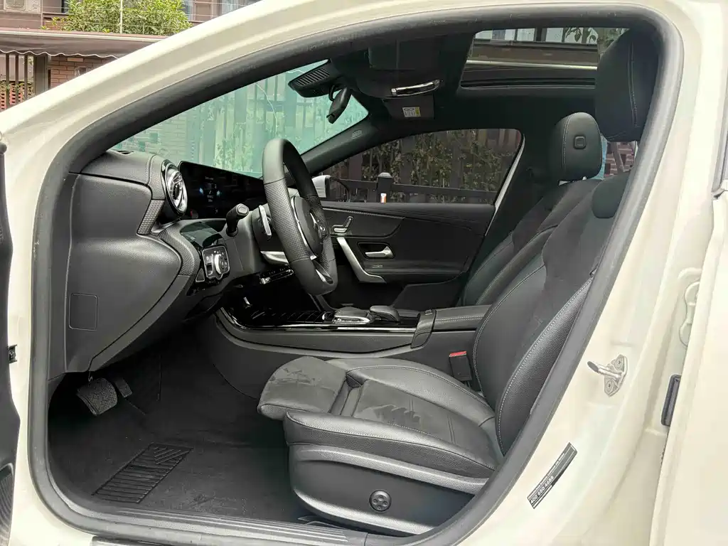 Mercedes-Benz A-Class — миниатюра 5