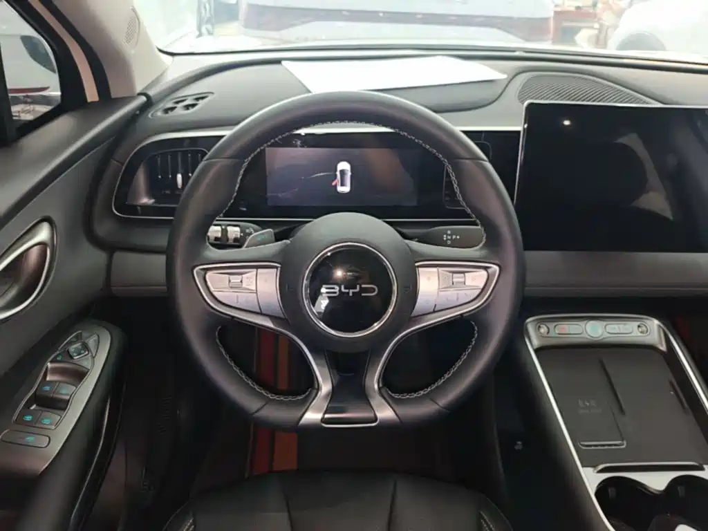 BYD Sealion 05 EV — миниатюра 11