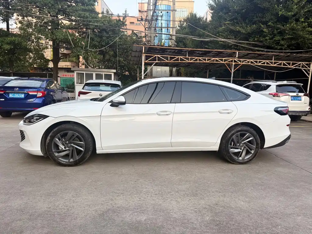 Volkswagen Lamando 2025 L 280TSI DSG