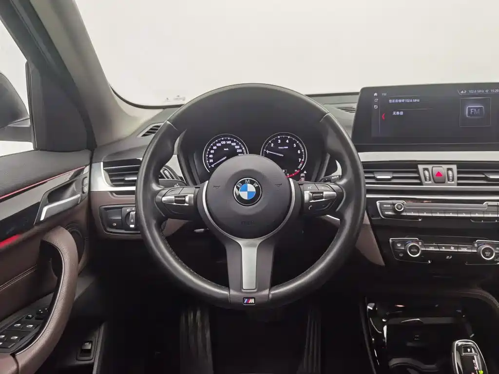 BMW X1 — миниатюра 11