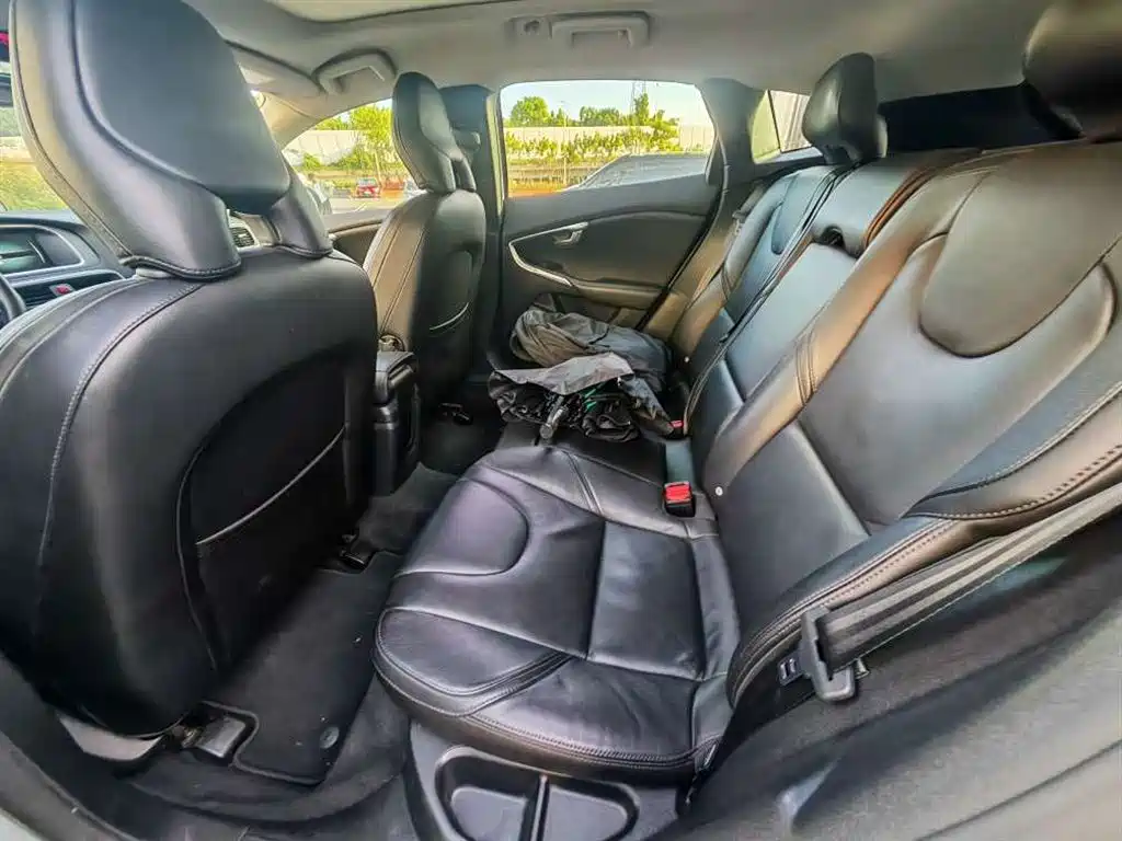 Volvo V40 2017 T3