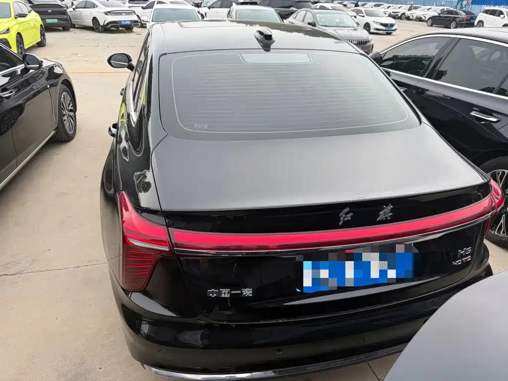 Hongqi Hongqi H5 — миниатюра 16