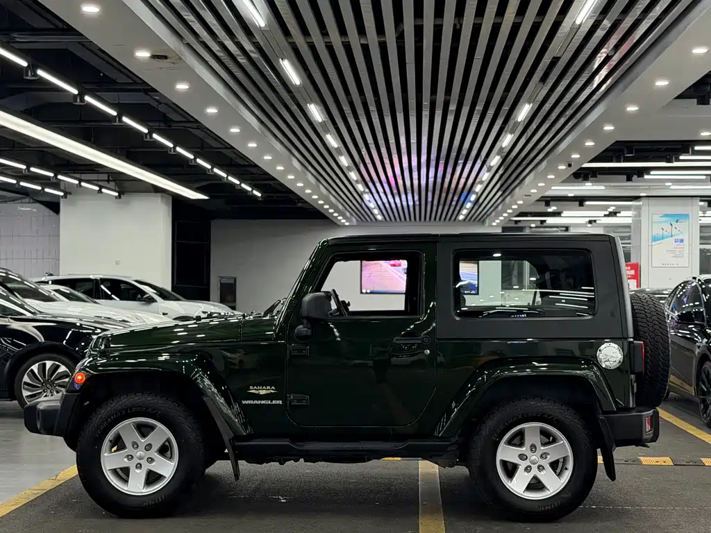 Jeep Wrangler — миниатюра 7