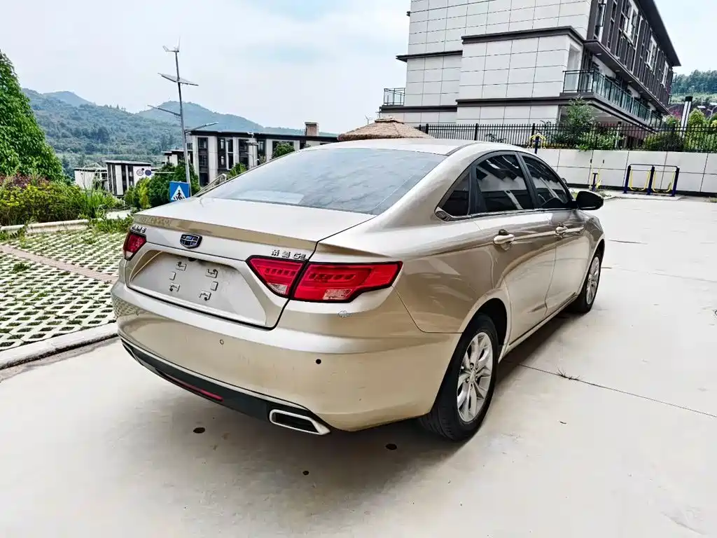 Geely Emgrand GL — миниатюра 4