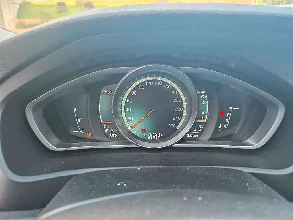Volvo V40 2017 T3