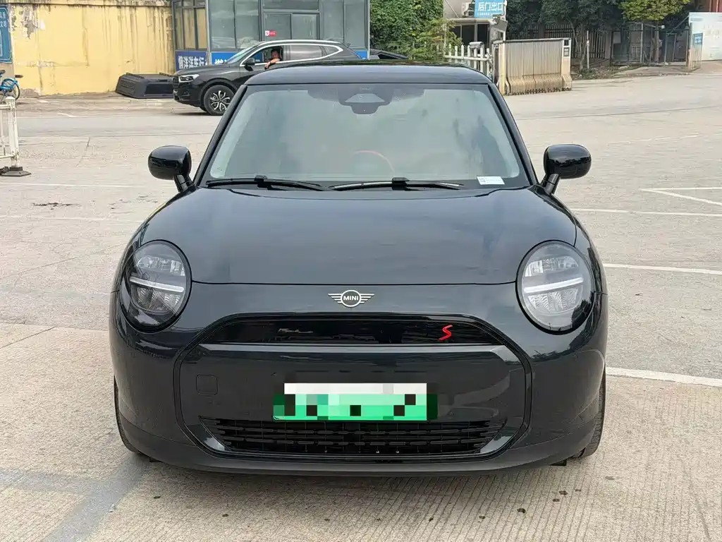 MINI MINI COOPER EV — миниатюра 2