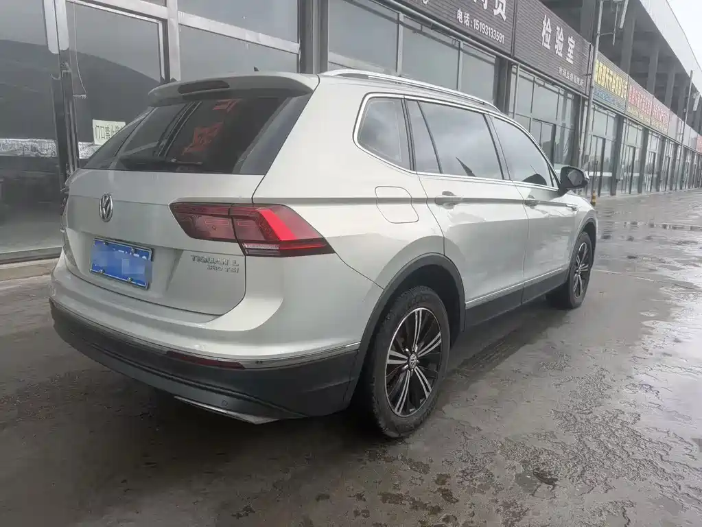 Volkswagen Tiguan L — миниатюра 3