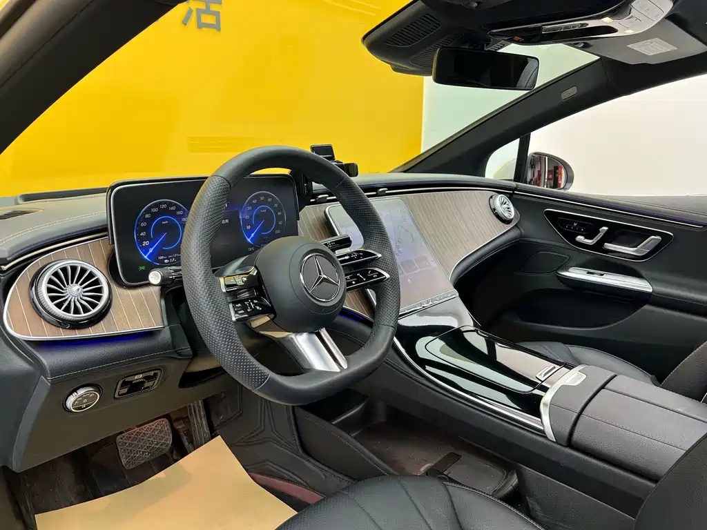 Mercedes-Benz EQE 2022 350 Luxury