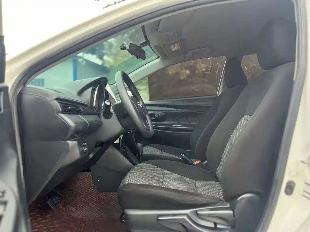 Toyota Vios — миниатюра 5
