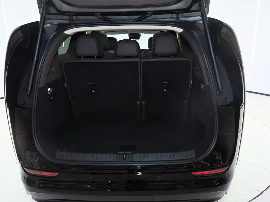 Li Auto Li MEGA — миниатюра 11