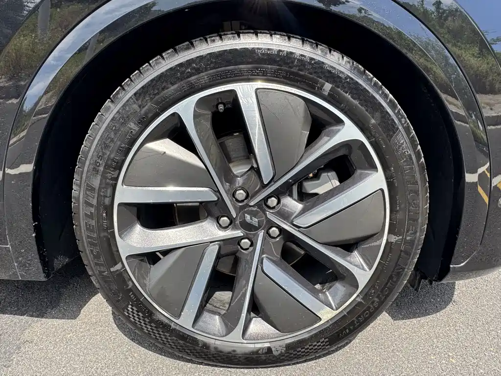 Li Auto Li L7 — миниатюра 5
