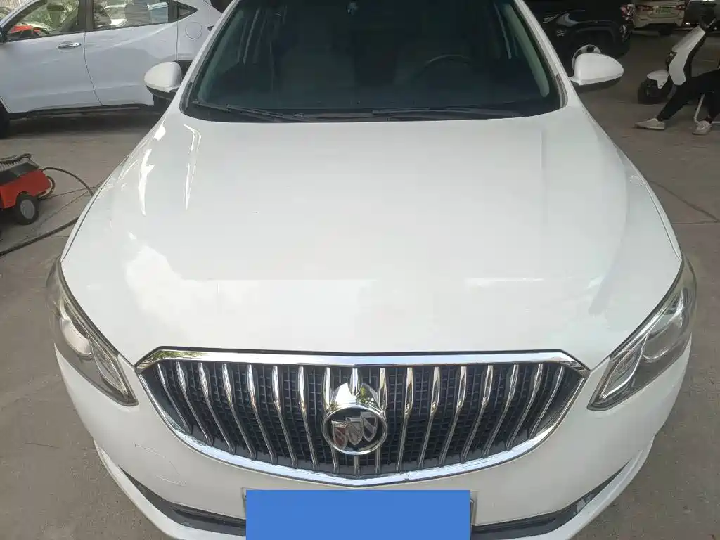 Buick Excelle — миниатюра 3