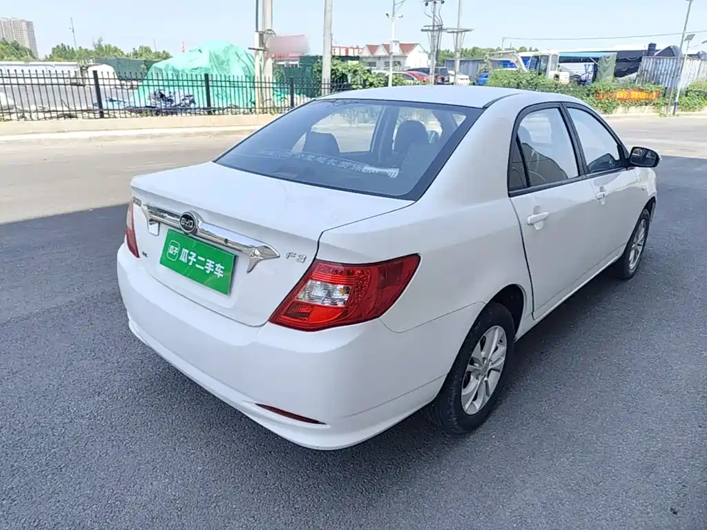 BYD F3 2015 1.5L MT Luxury