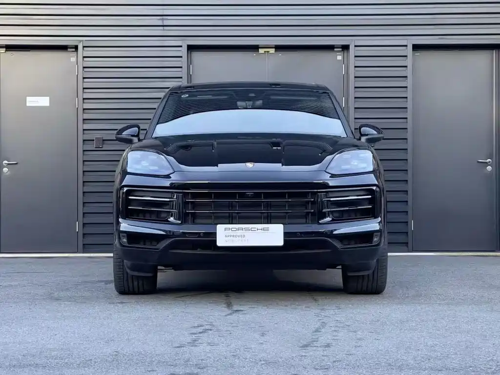 Porsche Cayenne — миниатюра 3