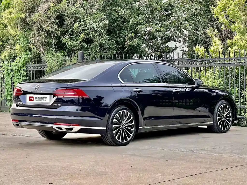 Volkswagen Phideon — миниатюра 9