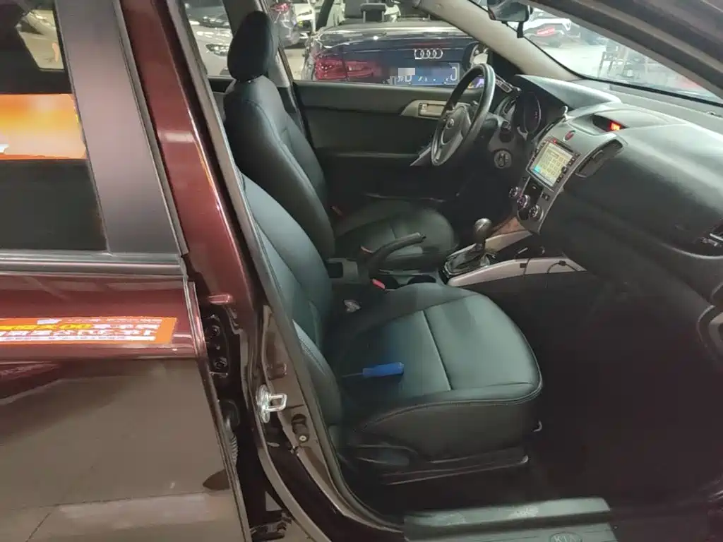 Kia Forte — миниатюра 25