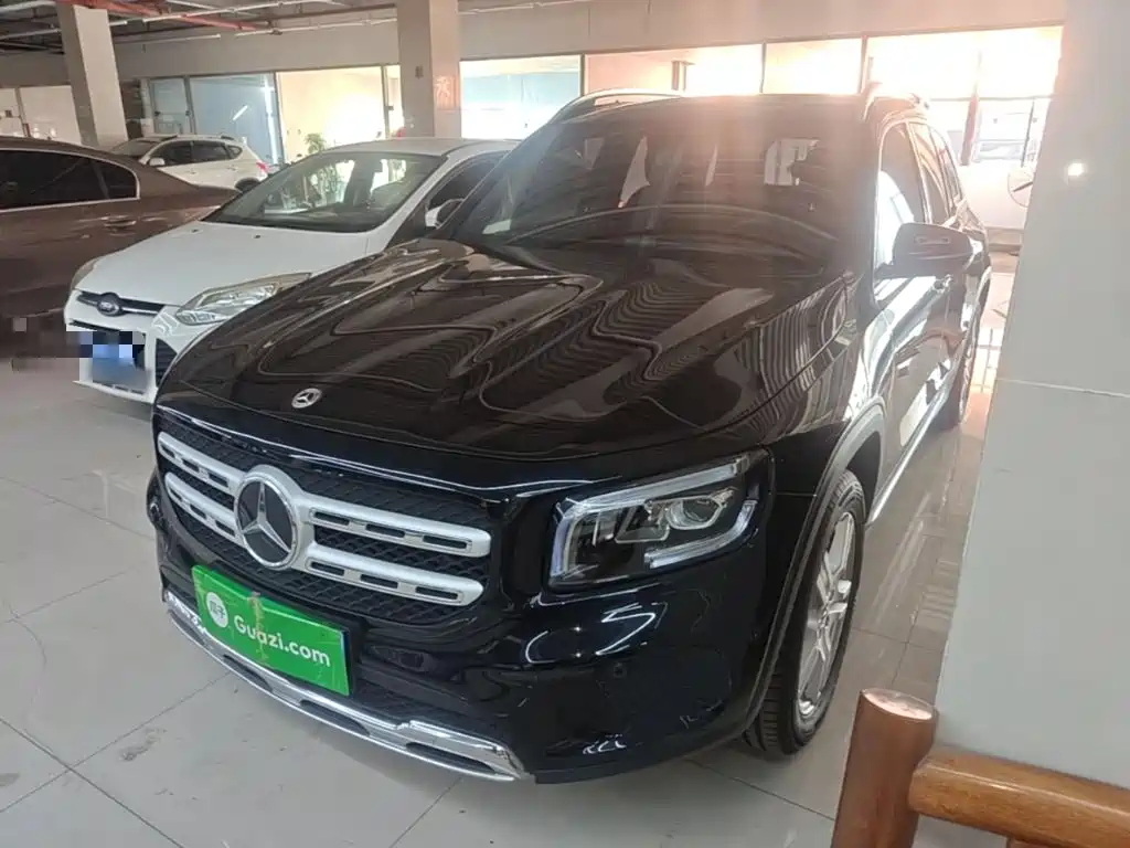 Mercedes-Benz GLB — миниатюра 2