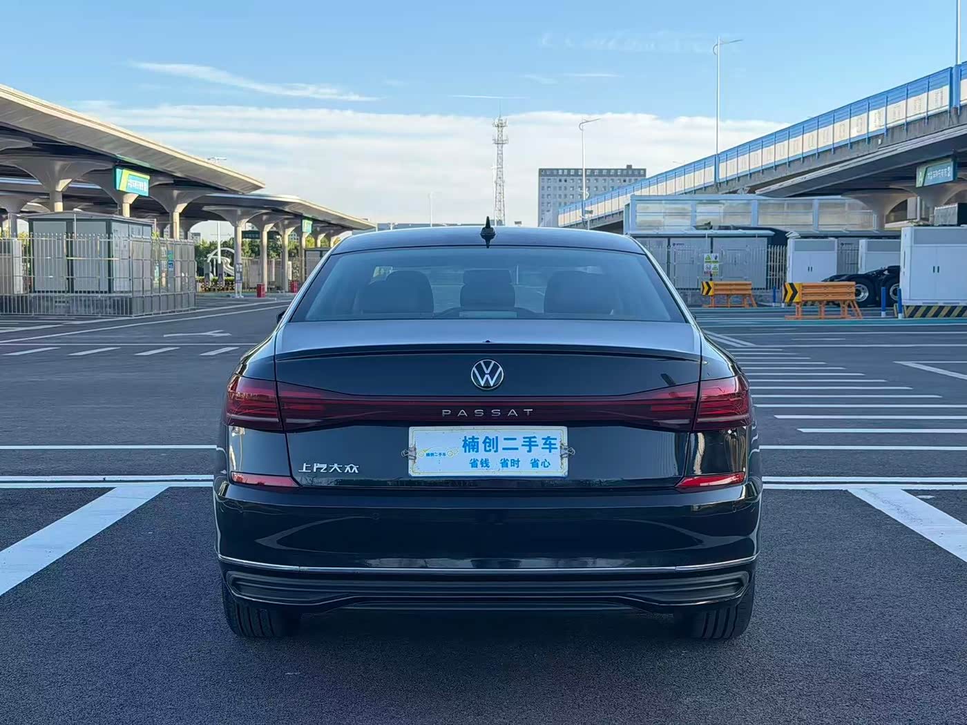 Volkswagen Passat 1.4 л 2025 г. Чёрный, пробег 40000 км
