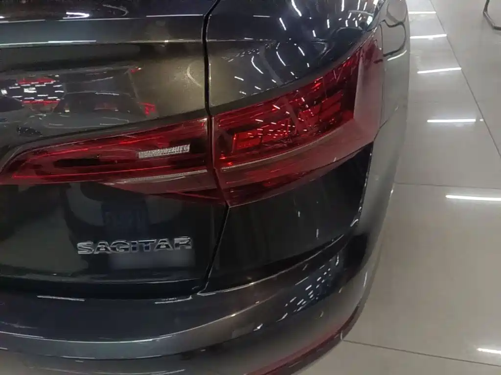Volkswagen Sagitar — миниатюра 8