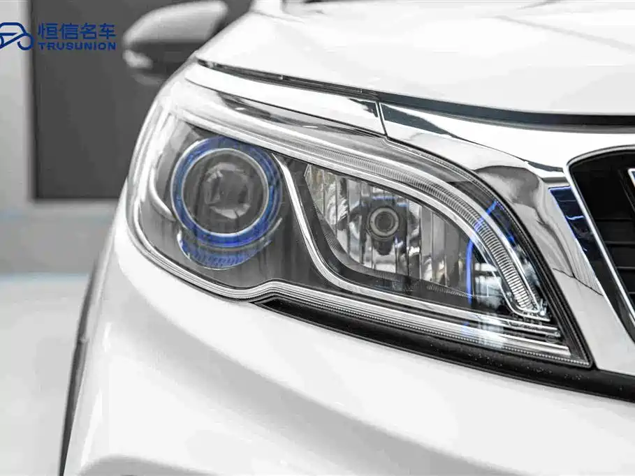 Geely Vision X3 — миниатюра 10
