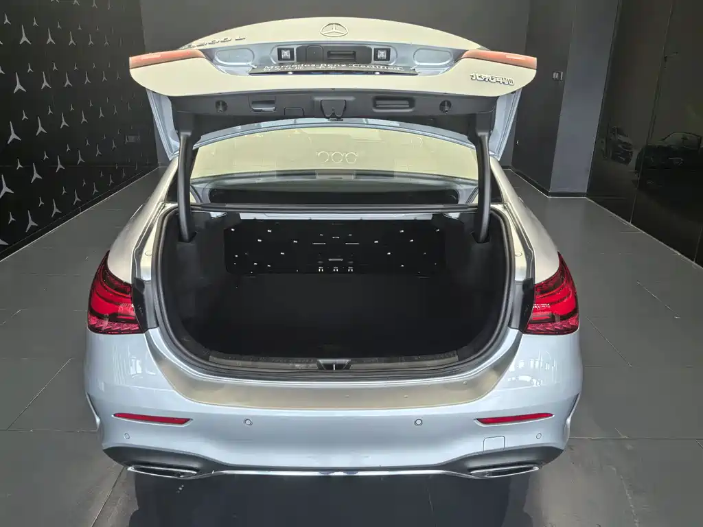 Mercedes-Benz A-Class — миниатюра 18