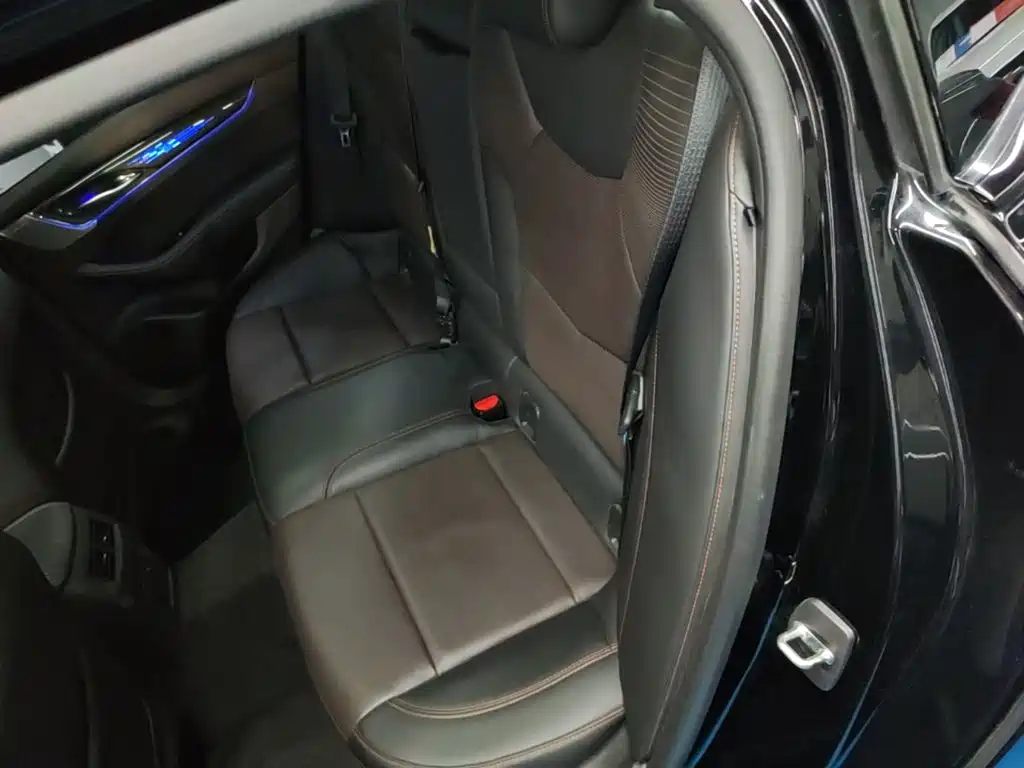 Cadillac CT5 — миниатюра 17