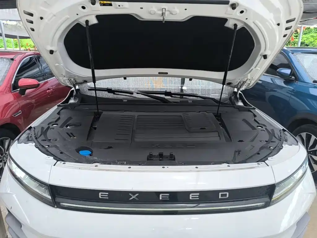 Exeed Zhaofeng C-DM — миниатюра 16