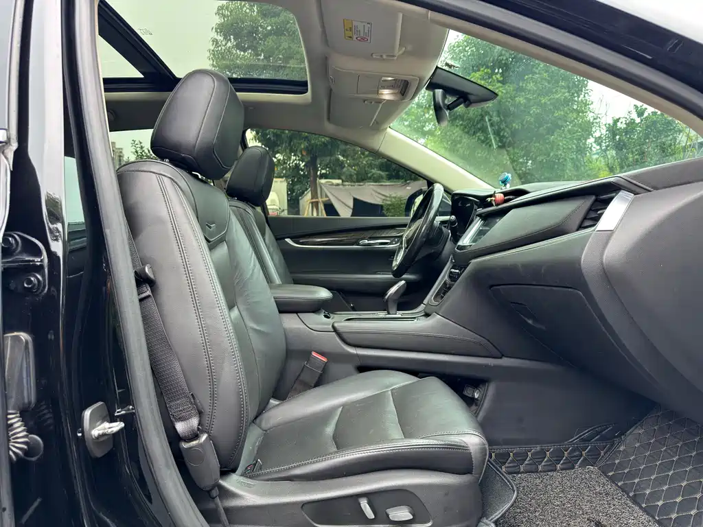 Cadillac XT5 — миниатюра 9