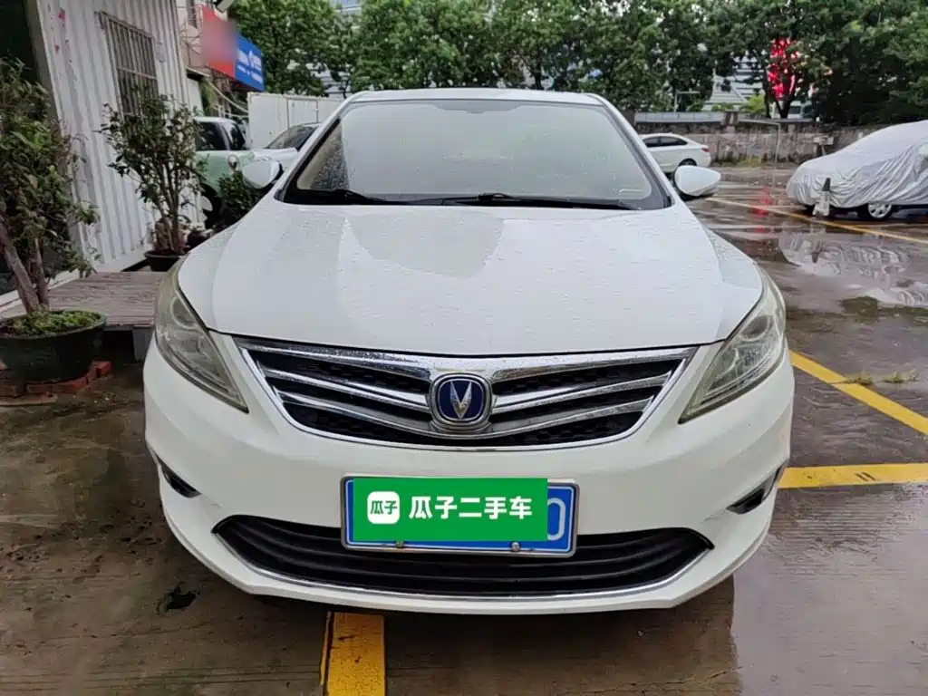 Changan Eado — миниатюра 3