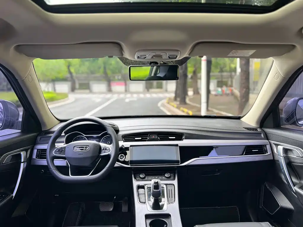 Geely Boyue — миниатюра 11