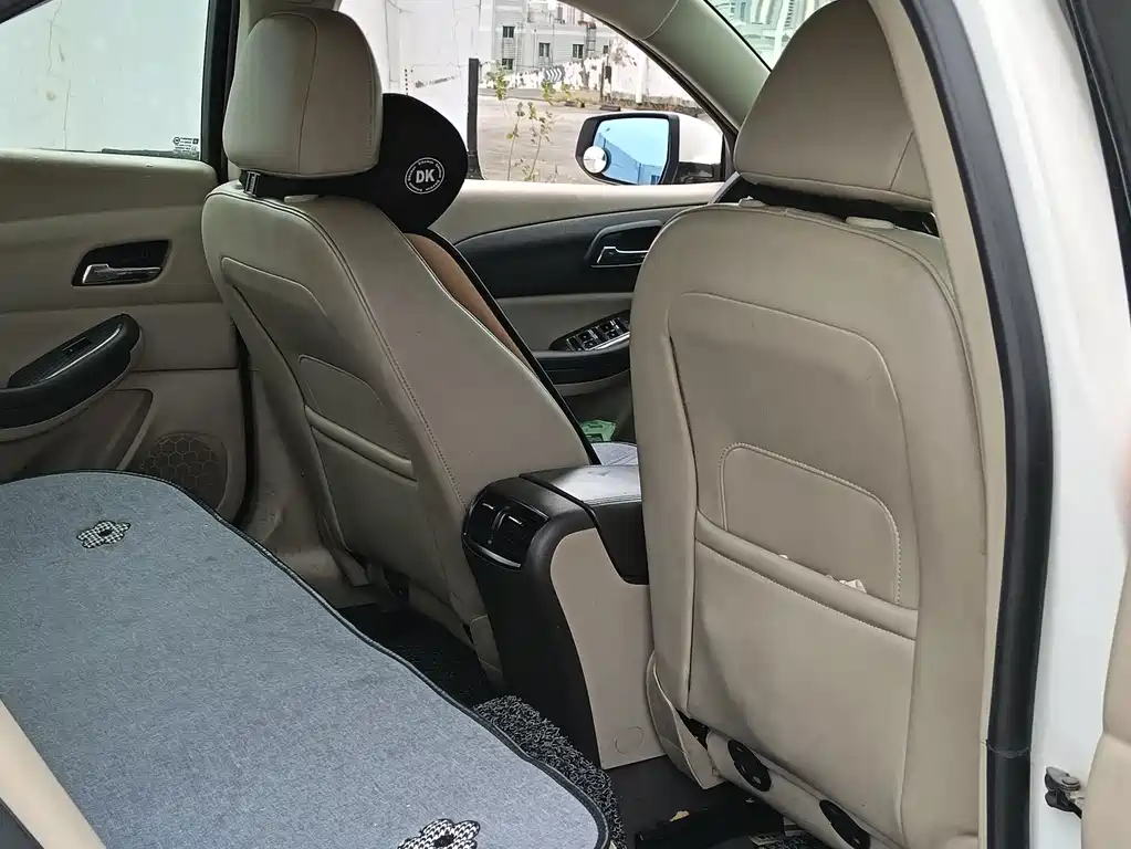Chevrolet Malibu — миниатюра 7