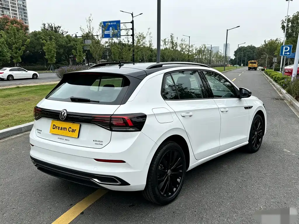 Volkswagen Tharu — миниатюра 2