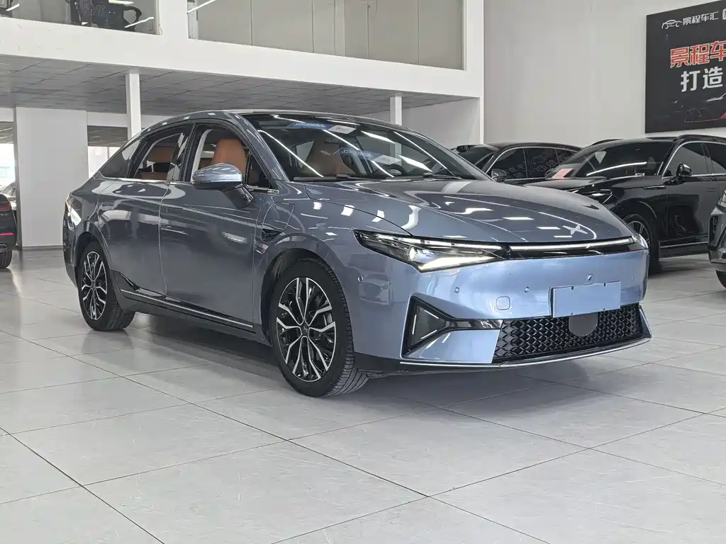 XPeng P5 — миниатюра 3