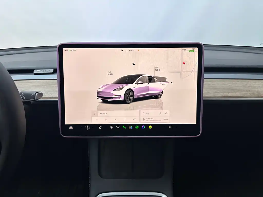 Tesla Model 3 — миниатюра 8