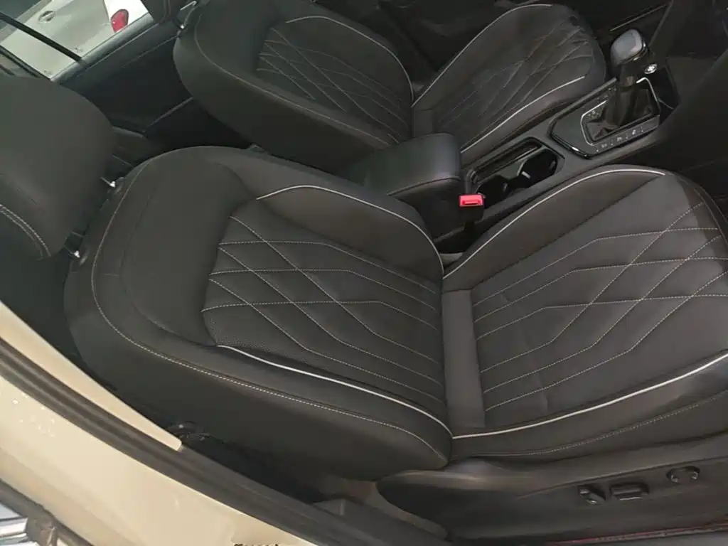 Volkswagen Tiguan L — миниатюра 25
