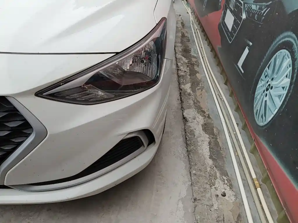 Hyundai Elantra — миниатюра 24