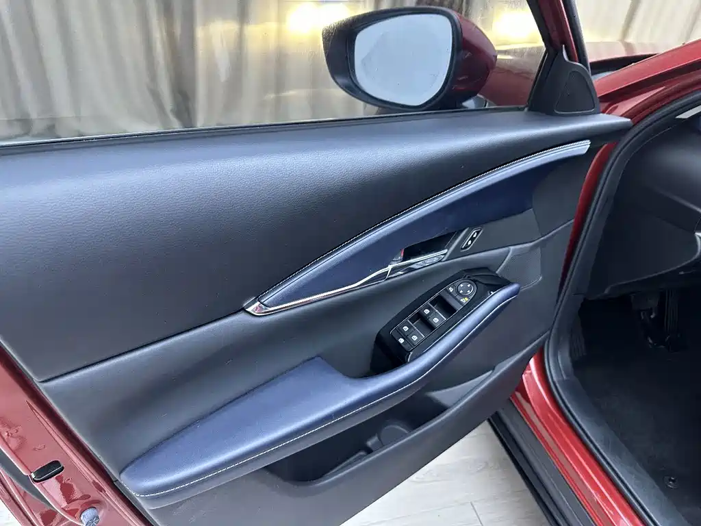 Mazda CX-30 — миниатюра 13