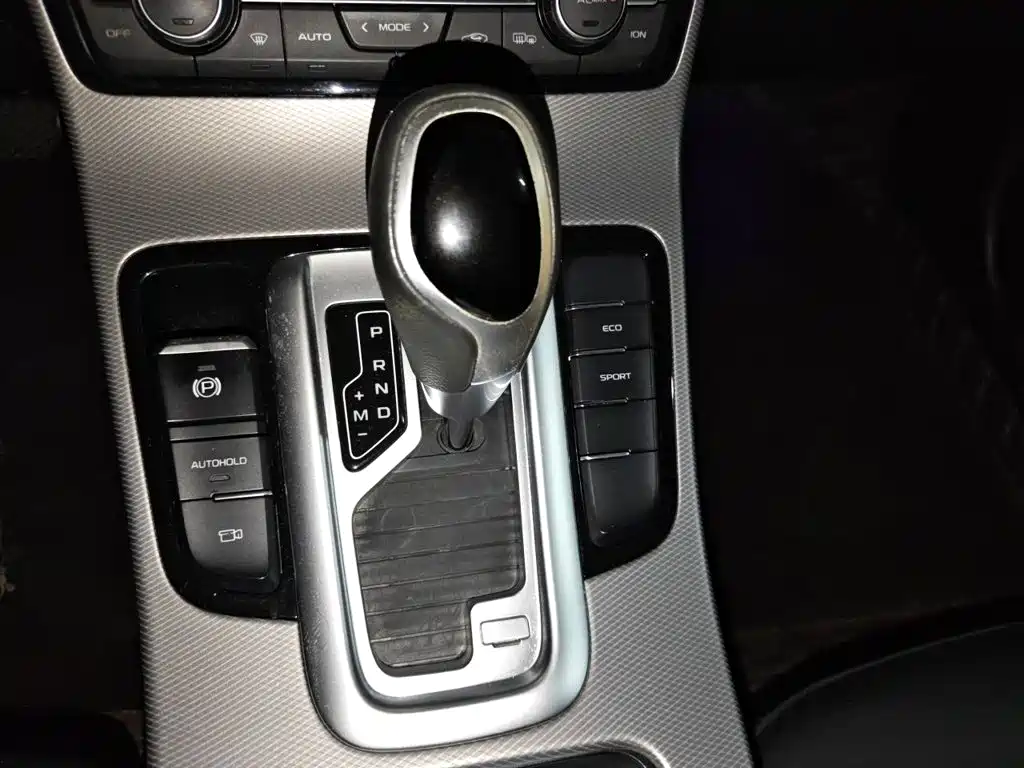 Geely Emgrand GL — миниатюра 10
