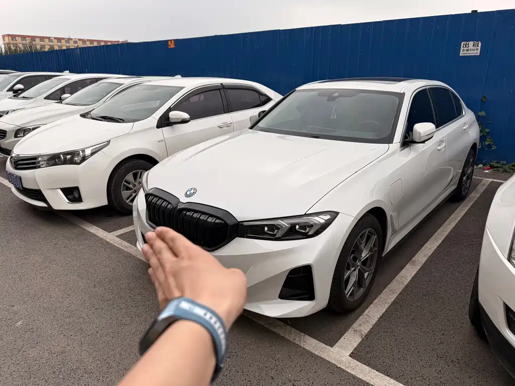 BMW i3 2026 eDrive 35L