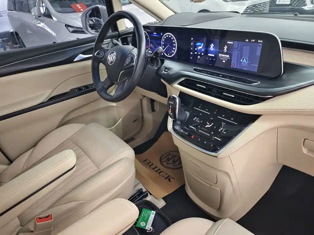 Buick GL8 — миниатюра 19