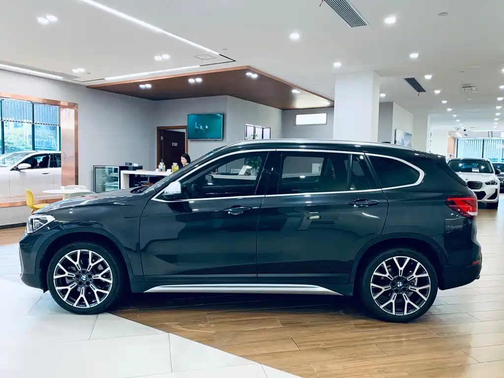 BMW X1 — миниатюра 5