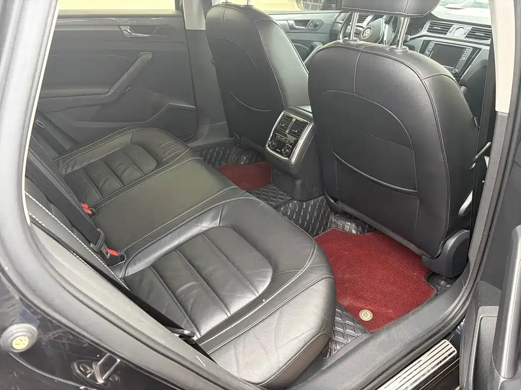 Volkswagen Passat — миниатюра 11