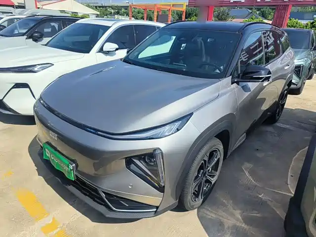 2025 Geely Galaxy L7