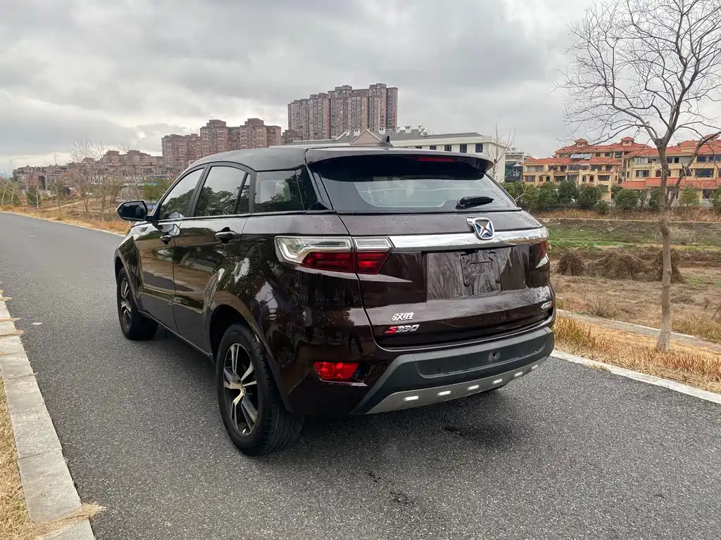 JIANGLING YUSHENG S330