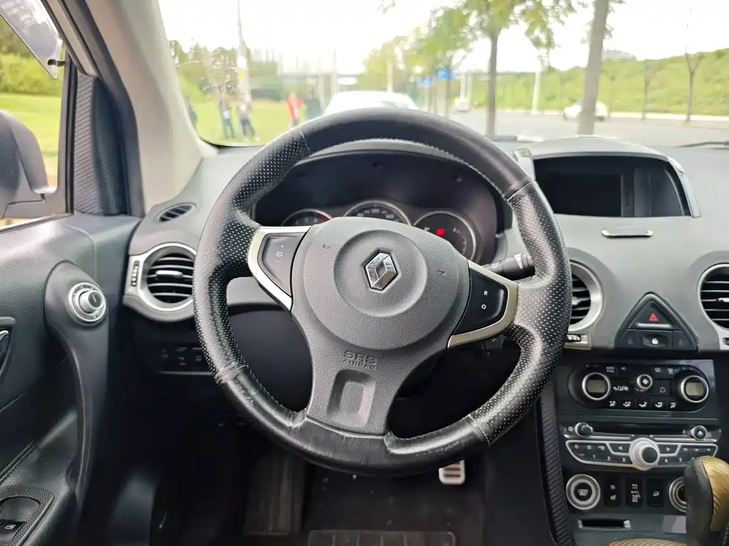 Renault Koleos 2012 2.5L Luxury