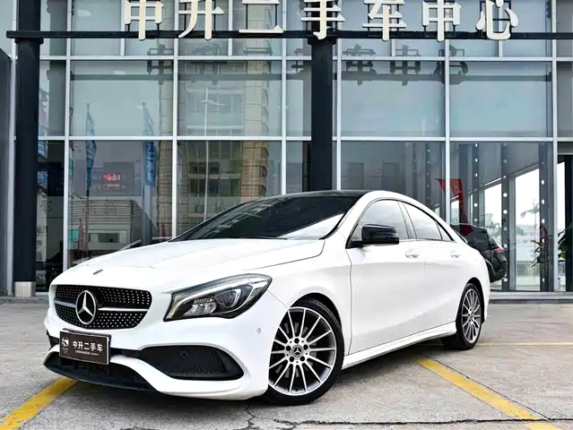 MERCEDES BENZ CLA 2018