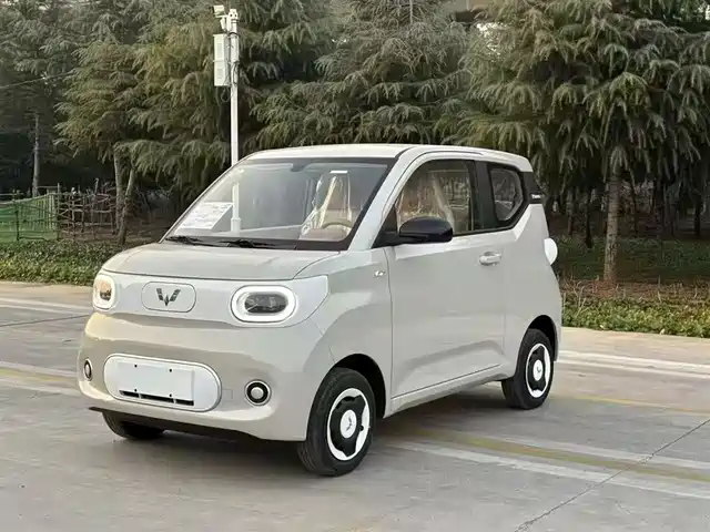 WULING AUTOMOBILE HONGGUANG MINIEV 2025