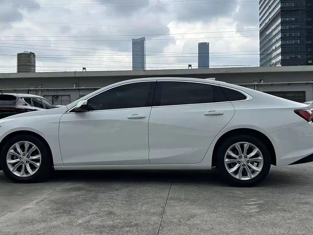 Chevrolet Malibu XL — миниатюра 11