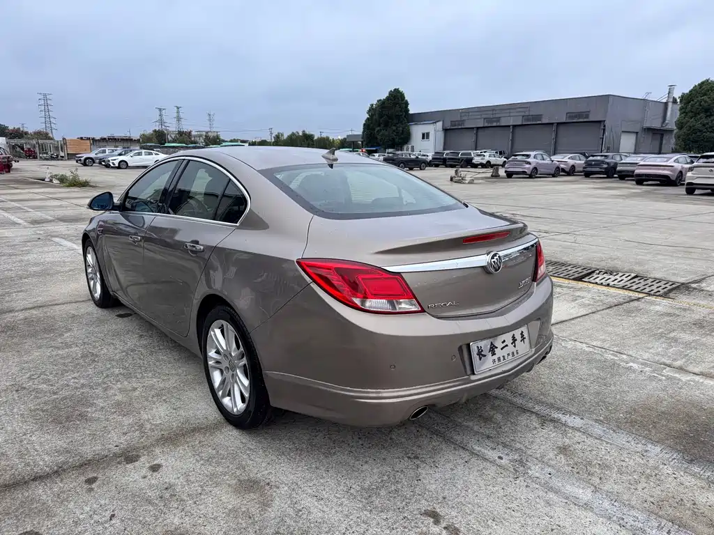 Buick Regal — миниатюра 20